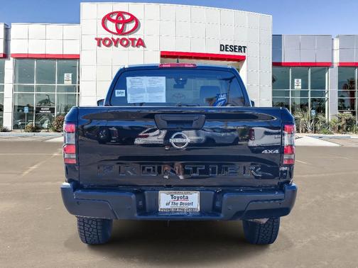 2023 Nissan Frontier S