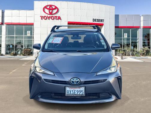 2021 Toyota Prius XLE