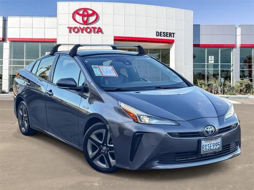 2021 Toyota Prius XLE