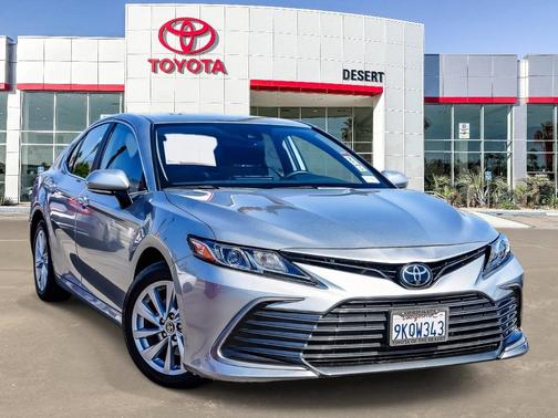 2024 Toyota Camry LE