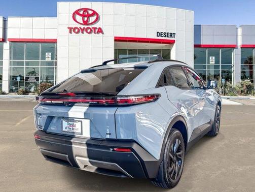 Alloy 2026 Toyota C-HR SE