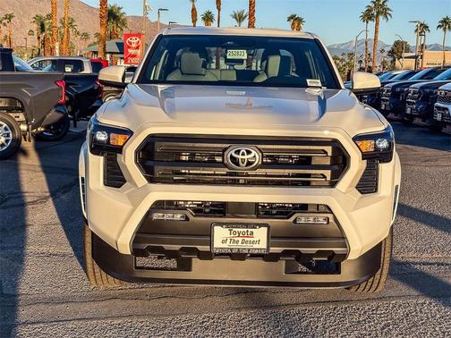 2025 Toyota Tacoma SR5