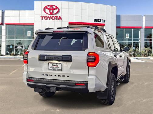 2025 Toyota 4Runner SR5