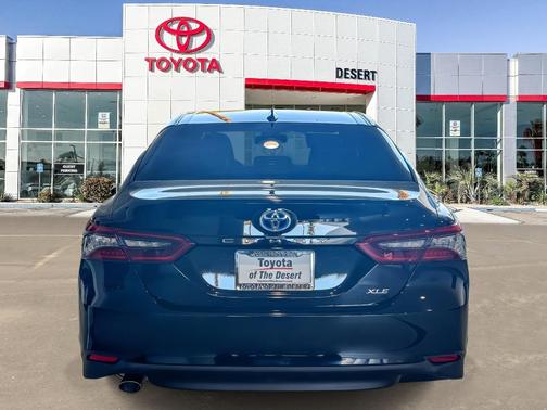 2024 Toyota Camry Hybrid XLE