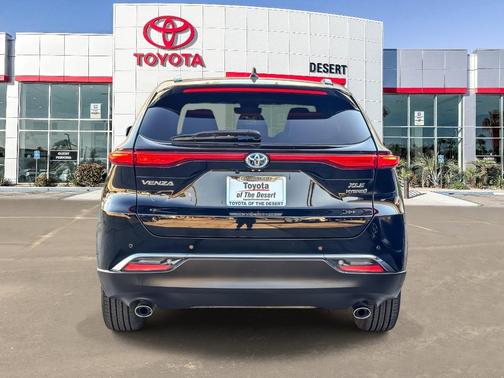 2022 Toyota Venza XLE