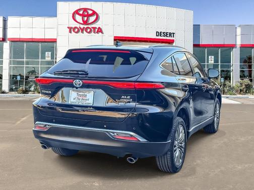2022 Toyota Venza XLE