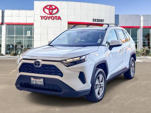 2023 Toyota RAV4 XLE