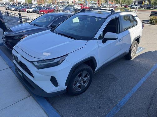 2023 Toyota RAV4 XLE