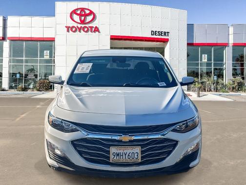 Summit White 2024 Chevrolet Malibu LT