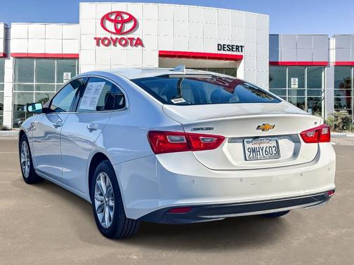 Summit White 2024 Chevrolet Malibu LT