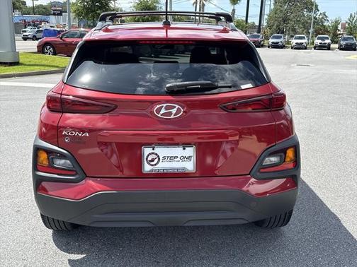 2021 Hyundai KONA SEL