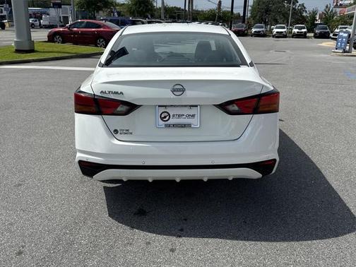 2023 Nissan Altima S FWD