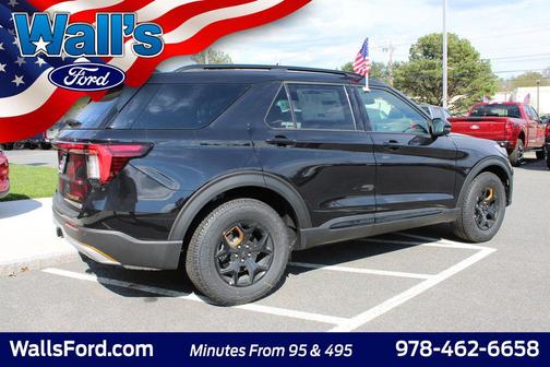 Agate Black Metallic 2026 Ford Explorer Tremor