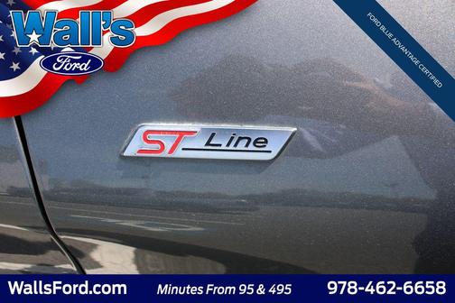 Carbonized Gray Metallic 2022 Ford Explorer ST-Line