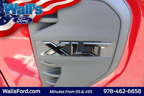 Ruby Red Metallic Tinted Clearcoat 2026 Ford Ranger XLT