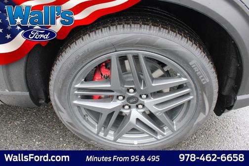 Carbonized Gray Metallic 2026 Ford Explorer ST-Line