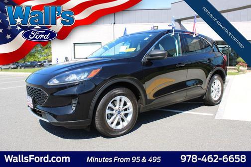 Agate Black Metallic 2022 Ford Escape SE