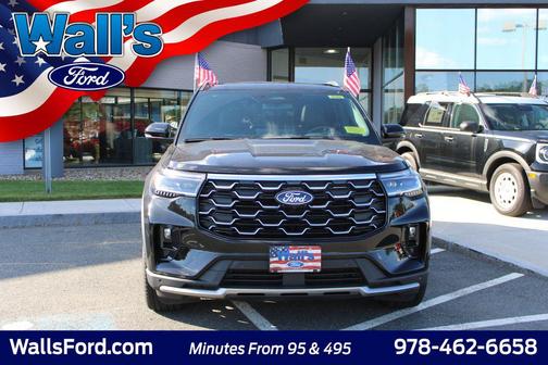 Agate Black Metallic 2027 Ford Explorer Platinum