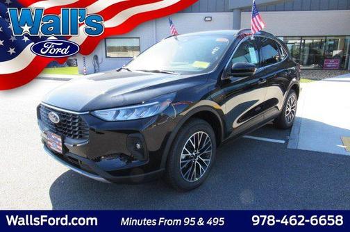 Agate Black Metallic 2025 Ford Escape PHEV SE