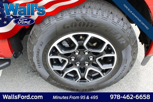 Hot Pepper Red Metallic Tinted Clearcoat 2023 Ford F-150 XLT