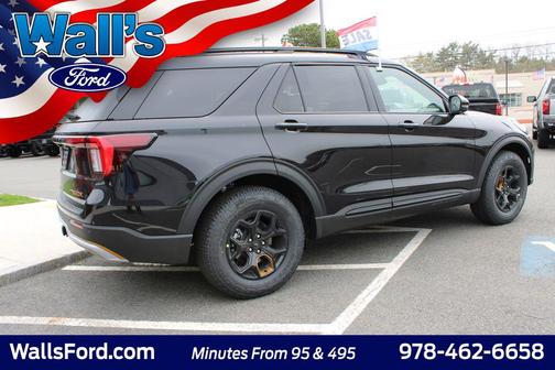 Agate Black Metallic 2026 Ford Explorer Tremor