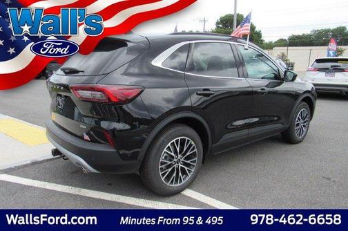 Agate Black Metallic 2024 Ford Escape PHEV SE