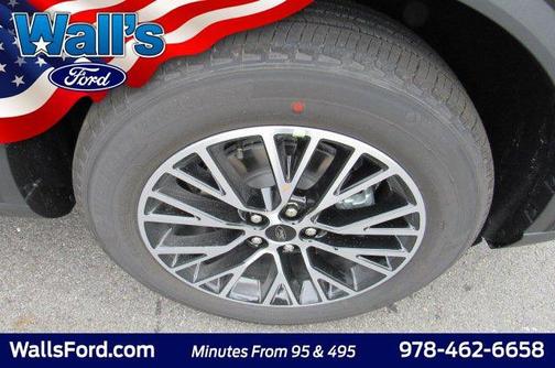 Agate Black Metallic 2024 Ford Escape PHEV SE