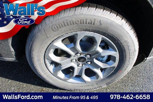 Shadow Black 2026 Ford Maverick XLT