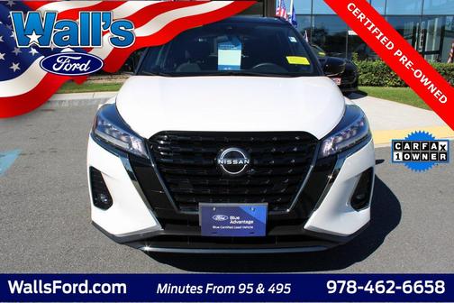 2022 Nissan Kicks SR