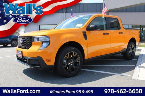 Orange Fury Metallic Tri-Coat 2026 Ford Maverick XLT