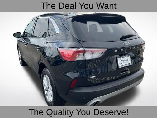 2022 Ford Escape SE