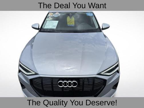 2022 Audi e-tron Premium