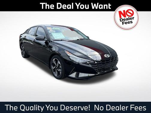 Phantom Black 2022 Hyundai ELANTRA Limited