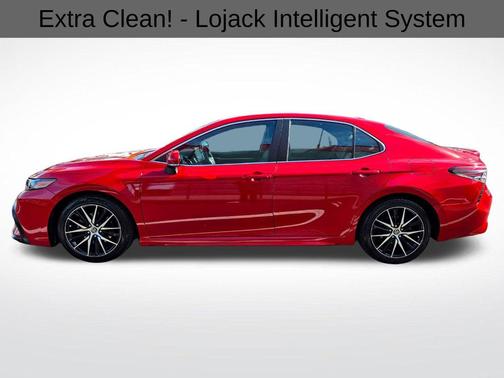 2022 Toyota Camry SE