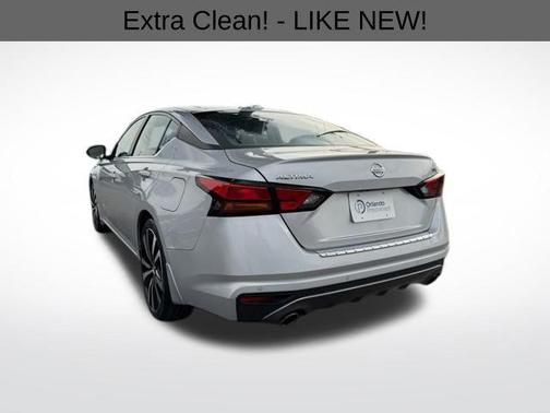 2022 Nissan Altima SR FWD