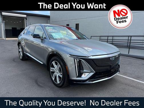 Argent Silver Metallic 2024 Cadillac LYRIQ Tech