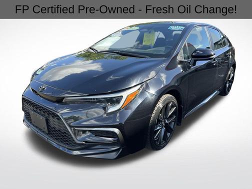 Midnight Black Metallic 2024 Toyota Corolla SE