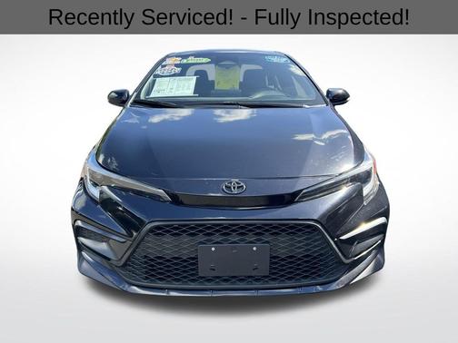 Midnight Black Metallic 2024 Toyota Corolla SE