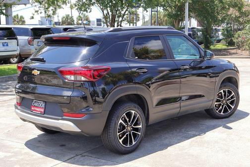 Mosaic Black Metallic 2025 Chevrolet Trailblazer LT