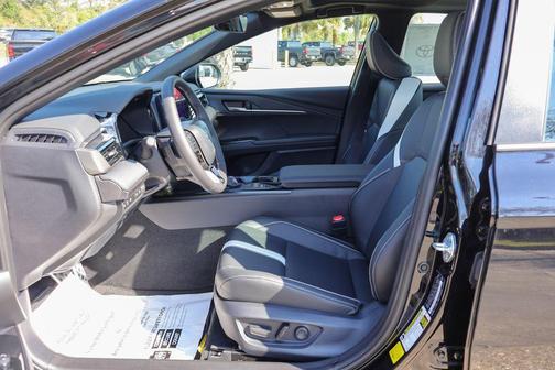 0218 2026 Toyota Camry SE