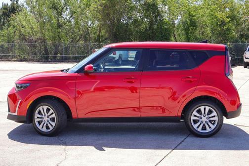 Inferno Red 2024 Kia Soul LX