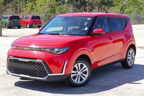 Inferno Red 2024 Kia Soul LX