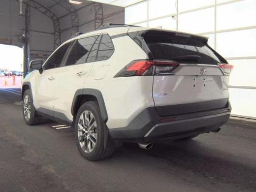 Super White 2019 Toyota RAV4 Limited