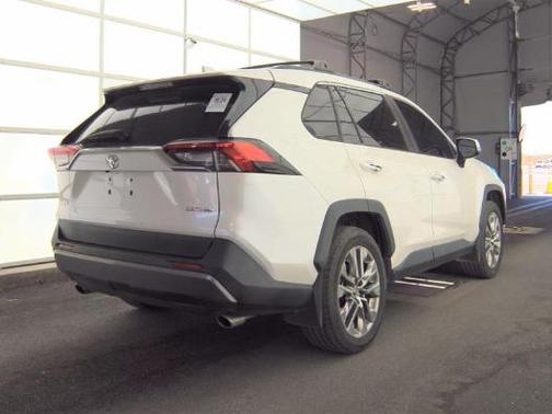 Super White 2019 Toyota RAV4 Limited
