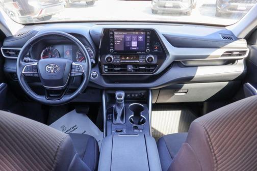 2020 Toyota Highlander L