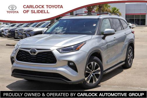 Celestial Silver Metallic 2021 Toyota Highlander XLE