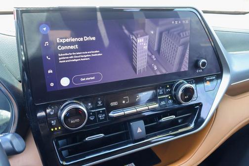 Wind Chill Pearl 2024 Toyota Highlander Platinum