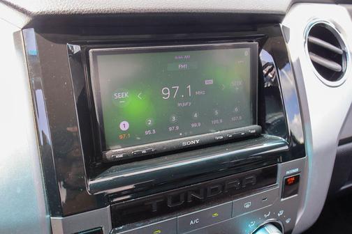 2014 Toyota Tundra SR5