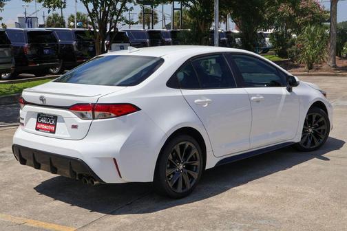 Ice 2023 Toyota Corolla SE