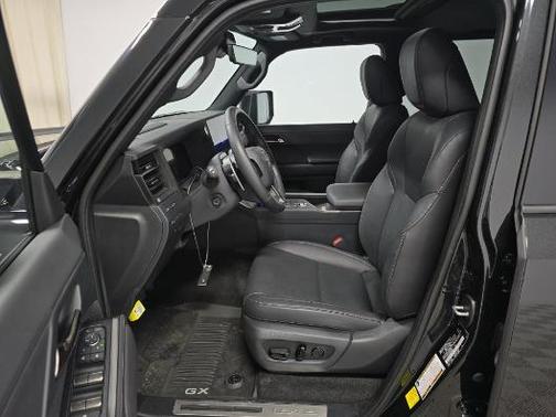 2025 Lexus GX 550 550